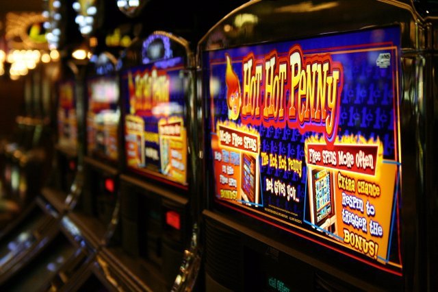 Игровые автоматы онлайн казино Джокер